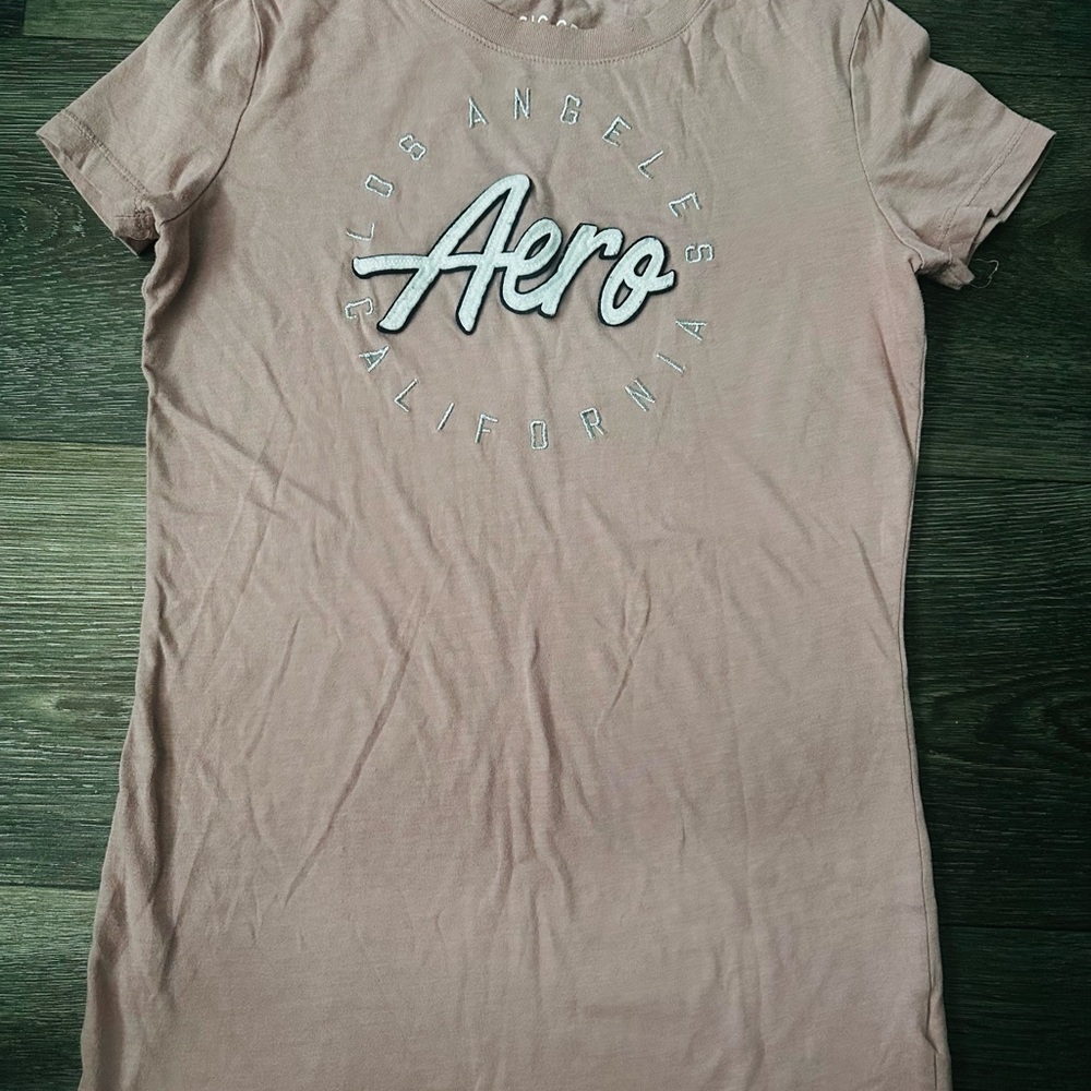 Aeropostale Light Pink Graphic Tee